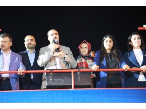 Çiftçi Karaköprü’de Seçim Bürosunun Açılışını Yaptı