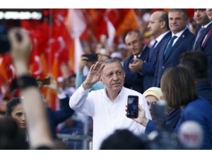 Cumhurbaşkanı Erdoğan: “Bay Kemal Görüyor Musun Bunlar Yan Gelip Yatarak Olmadı”