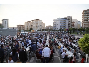 Kardeşlik Sofrası Bu Kez Karaköprü’de Kuruldu