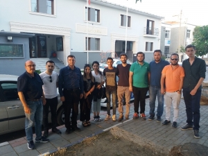 Foça’da Broşür Dağıtan Ak Parti’li Gençlere Saldırı