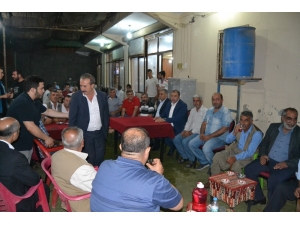 Atik, Kapı Kapı Geziyor