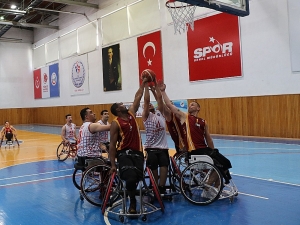 Galatasaray Adını Finale Yazdırdı