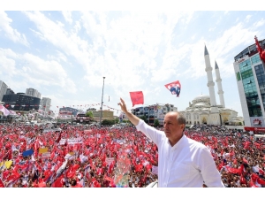 Muharrem İnce: "Kamyon Duvara Çarpmak Üzere"