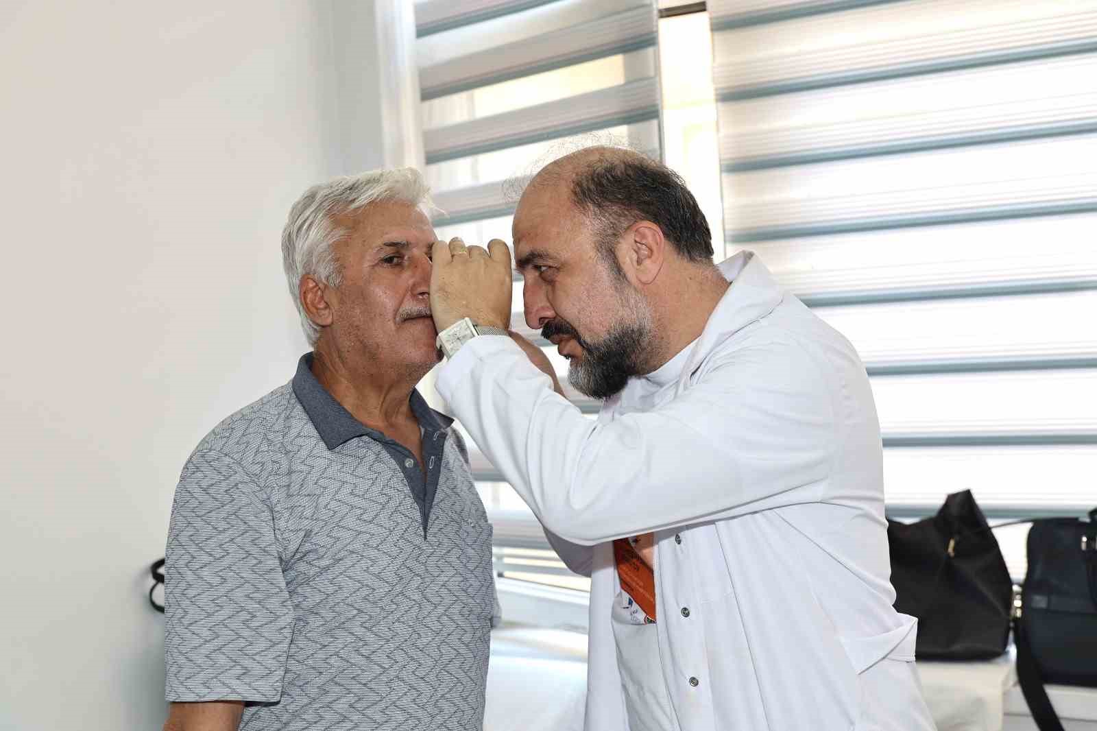 eru-hastaneleri-nde-ucretsiz-ben-muayenesi-aktivitesi-yapildi