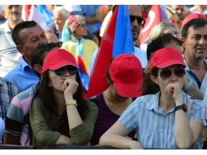 Başbakan Yıldırım: “Terörden Bahsedemezler; El Altından İşbirliği Yapıyorlar”