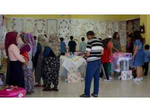 Köylü Hanımlardan Dikkat Çeken Yılsonu Sergisi