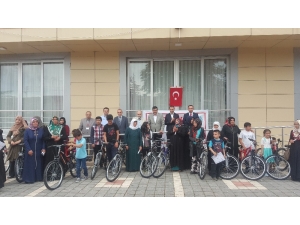 Pazaryeri Hem Yılsonu Sergisi Açıldı