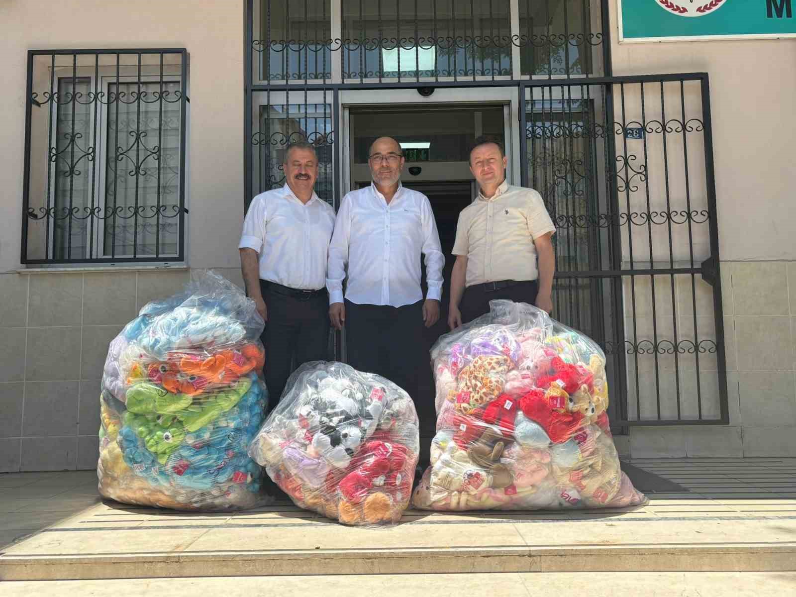 turgutlulu-is-insanindan-ogrencilere-anlamli-destek