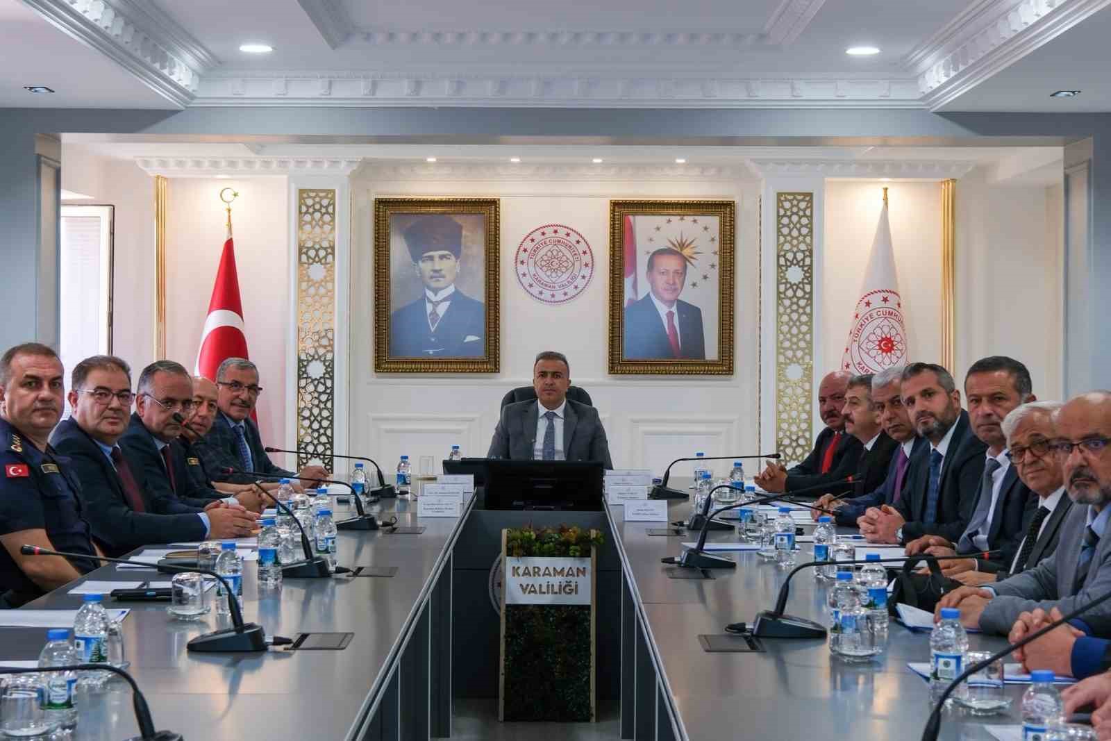 karaman-da-universite-guvenligi-icin-toplanti-duzenlendi