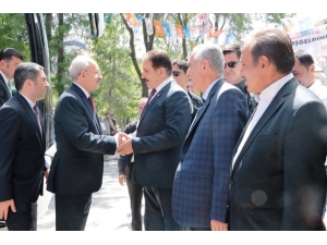 Kılıçdaroğlu Esnafa Vaatlerde Bulundu
