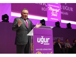 50. Yıl Mezunları Geleceğe ’Uğur’landı