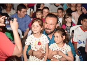 Mahallelere Ramazan Geldi