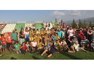 Kapancıspor Şampiyonluk İpini Göğüsledi