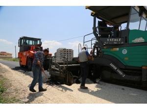 Gültepe Mahallesi’nde Asfalt Ve Tretuvar Çalışması