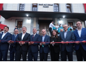 Yapımı Tamamlanan Hacı Ali Tınas Camii İbadete Açıldı