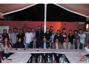 Vali Çakacak, Türk Ocağı’nın İftar Programına Katıldı