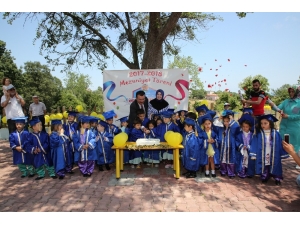 Atakum Belediyesi Kreşinde Mezuniyet Coşkusu