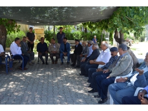 Mhp’li Fendoğlu Şerbet Dağıttı