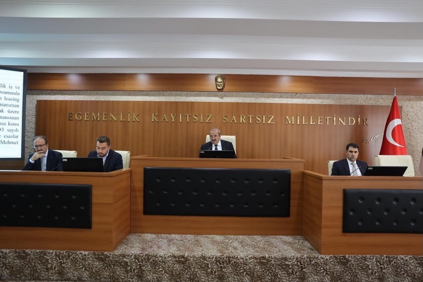 buyuksehir-belediye-meclisi-nin-kararlari-aciklandi-86-ticari-plaka-ve-e-skuter-karari
