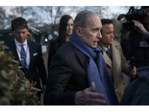 Trump’ın Ekonomi Danışmanı Kudlow Kalp Krizi Geçirdi