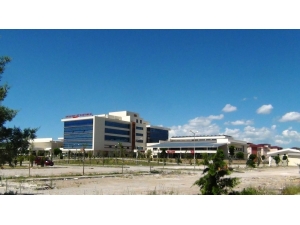 Erciş Devlet Hastanesi Yeni Binasında Hizmet Vermeye Başladı