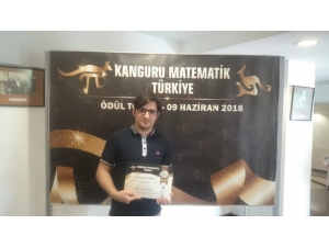 Sanko Okulları Matematikte Dereceye Doymuyor