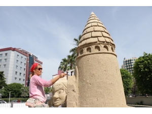 Forum Mersin’de ’2. Kum Festivali’