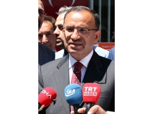 Bekir Bozdağ: “Sayın İnce Dürüst Bir Siyasetçi Gibi Davranmalı Türkiye’den Özür Dilemelidir”