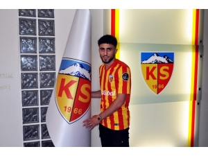 Kayserispor, Feyenord’dan Bilal Başacıkoğlu’nu Transfer Etti