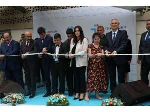 Bakan Sarıeroğlu: "2018’de Çok Güçlü İstihdam Artışına Ulaşacağız"