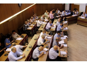 Şehit Anne Ve Babalarına Ücretsiz Mezar Yeri Verilecek