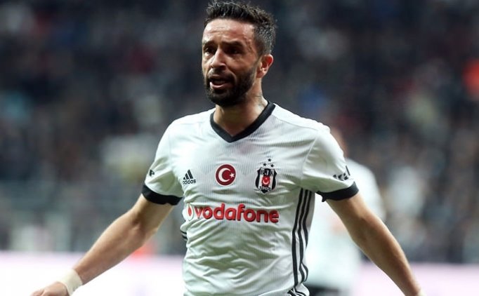 Beşiktaş'ta Ilk Hedef; Gökhan'a Alternatif