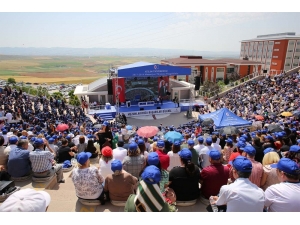 Atılım Üniversitesinde Mezuniyet Coşkusu