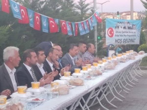 Ülkücüler İftarda Buluştu