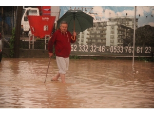 Sel Mağdurlarına 1 Milyon 289 Bin 100 Tl Yardım