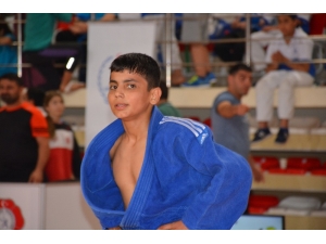 Büyükşehirin Judocularından Manisa’ya 2 Madalya