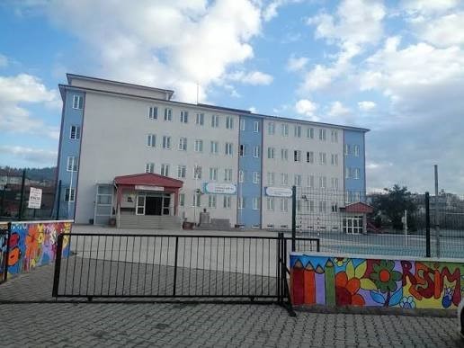 ogrencilere-iletisim-dilinde-nezaket-ve-saygi-projesi-dilini-kirletme