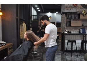 Kuaför Ve Berberlerde Bayram Telaşı