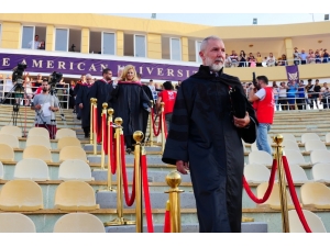 Kurucu Rektör Akpınar, Mezunlara Seslendi