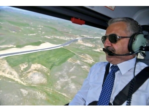 Bakan Aslan, Erzurum’un Karayolu Ağını Helikopterden İnceledi