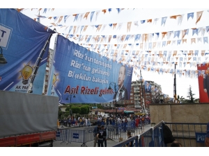 Rize’de Akşener Ve İnce’ye Pankartlı Yanıt