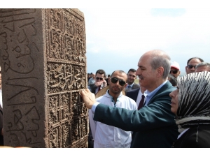 Bakan Kurtulmuş: "Bu Coğrafyada Oynanan Oyunlar, Anadolu’nun İrfanıyla Bozulacak"