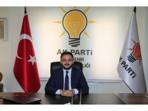 Ak Parti İl Başkanı Yanar, Nevşehirli Vatandaşların Bayramını Kutladı