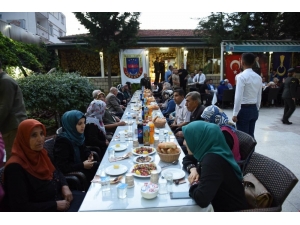Jandarma Tarafından Şehit Aileleri Ve Gaziler Onuruna İftar Yemeği Verildi
