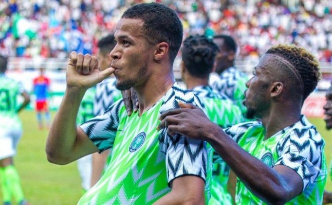 Ekong, Formasını Açık Artırmayla Satacak!