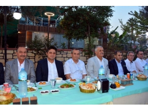 Aliağa’da Cumhur İttifakı İftar Sofrasında Buluştu