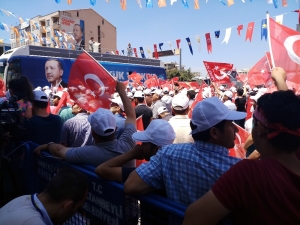 Başbakan Yıldırım: "Kürtlerin Devleti Var. Türkiye Cumhuriyeti Devletidir"