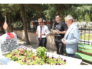 Köşker Ve Güler’den Şehitlik Ziyareti