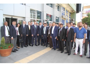 Cumhur İttifakı’nın Isparta Kurmayları Mhp’li Belediyede Bayramlaştı