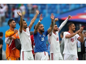 İran, Galibiyeti Son Dakikada Aldı